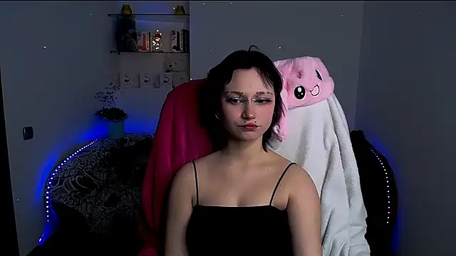 VikaViktoria online show from April 22, 5:32 pm