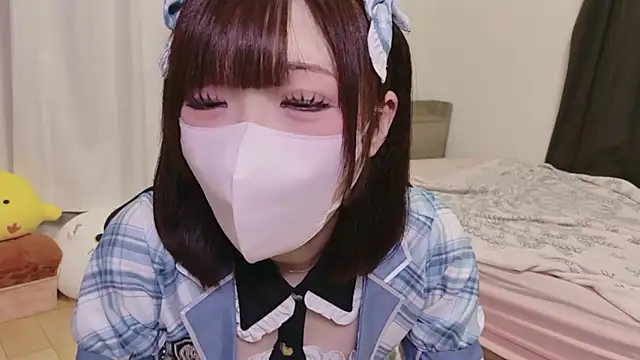 hiyo0001 online show from May 30, 1:31 pm