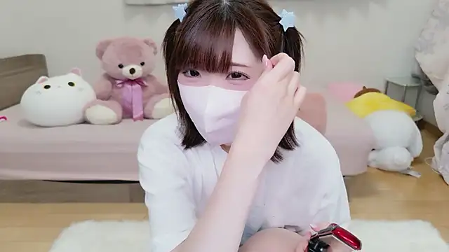 hiyo0001 online show from June 20, 3:04 pm