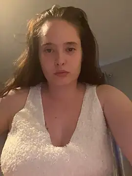 Poppylooloo online show from April 26, 7:11 pm