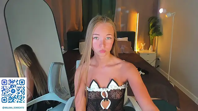 Milana Sorrento online show from July 10, 9:32 am
