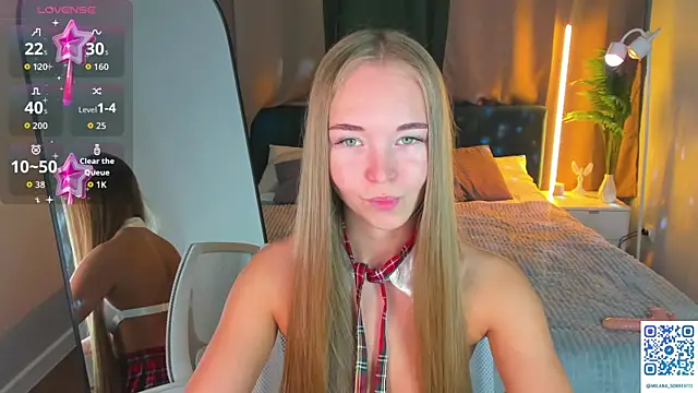 Milana Sorrento online show from May 27, 1:16 am