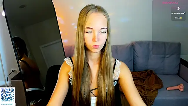 Milana Sorrento online show from May 20, 1:57 am