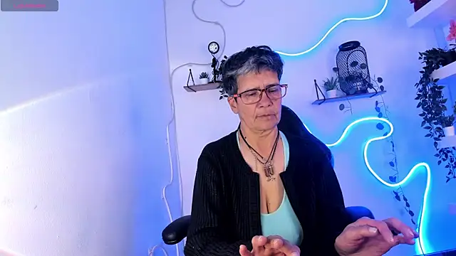 selena ferreira online show from July 27, 7:00 pm