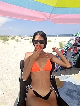 bebeluna001 online show from July 17, 11:58 am
