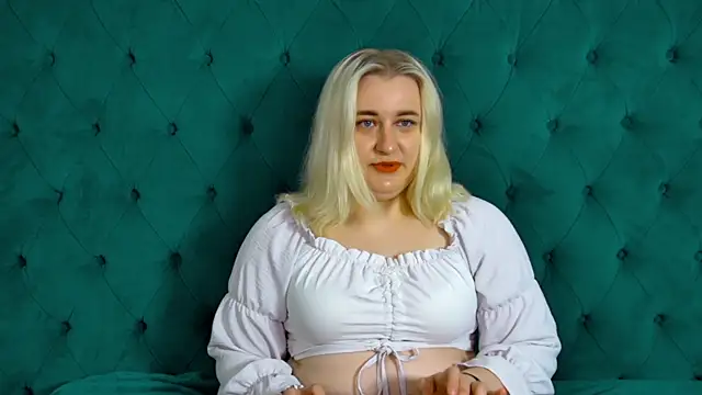 LioraArdyn online show from May 24, 5:23 pm