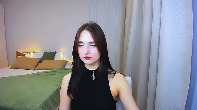 JulietteMonli online show from June 11, 7:32 pm