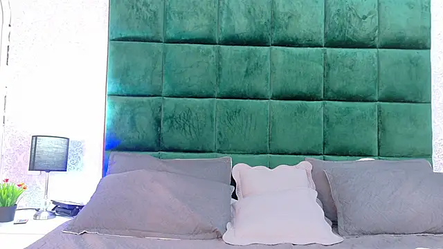 Elektradoll1 online show from May 9, 1:02 pm