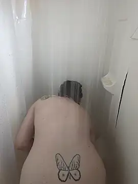 RosieSwitchBitch online show from May 16, 3:44 pm