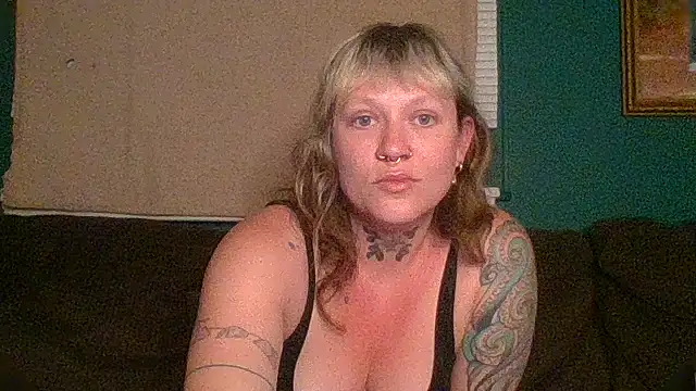 RosieSwitchBitch online show from July 7, 12:46 am