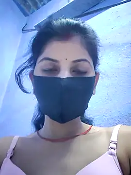 RUHI 1143 online show from April 29, 6:02 pm