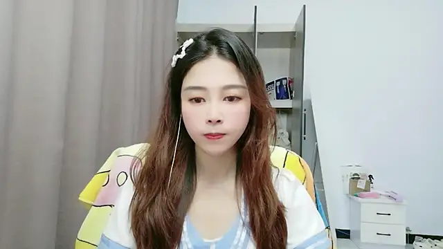 xiaoxiaohong030 online show from June 12, 2:36 pm