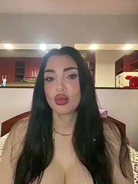 AylaSparkk online show from May 8, 10:00 pm
