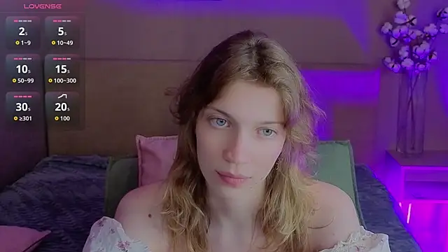 Emily Cartex online show from July 21, 12:06 pm