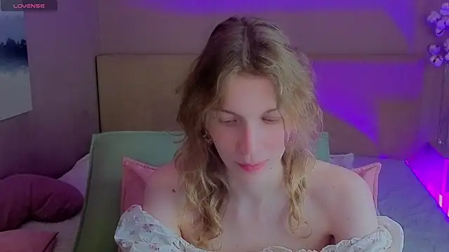 Emily Cartex online show from July 30, 5:52 am