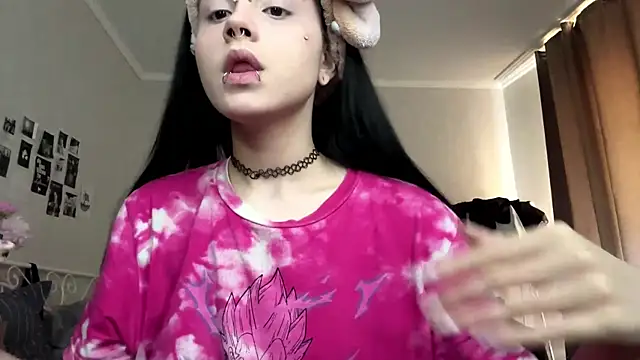 LouisePavlides online show from June 13, 1:19 pm