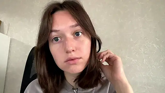 LisaSunrise online show from May 29, 1:25 am