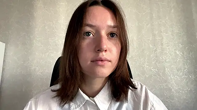 LisaSunrise online show from May 28, 1:14 am