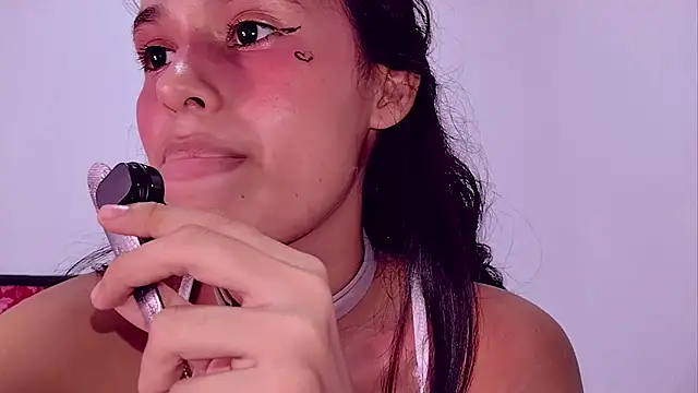Baby Elisee online show from July 5, 4:19 am