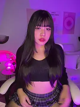 iEmily  online show from May 30, 12:19 am