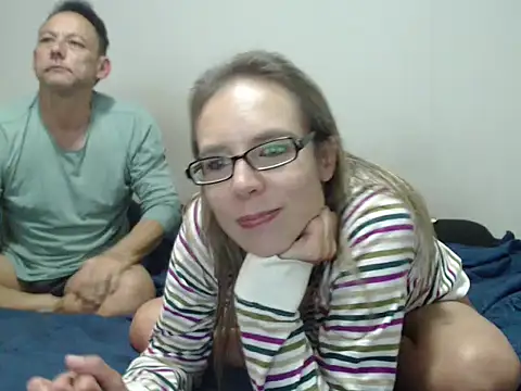 blondiesin50 online show from May 19, 7:32 pm