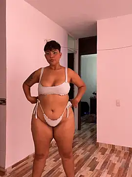 A CURVY HOT online show from July 30, 4:19 pm