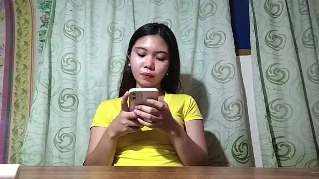 RegenaKhanponaphan online show from May 22, 1:14 am