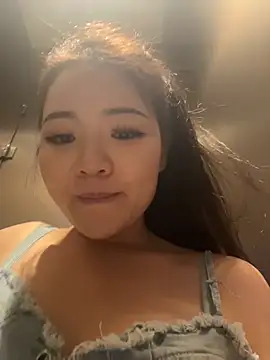 xiaochengzi505 online show from July 14, 10:21 am