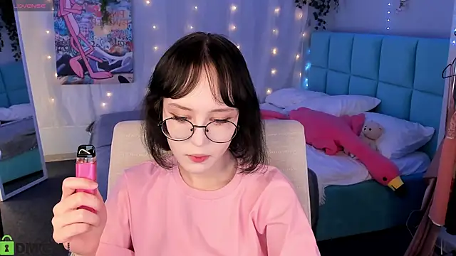 Lilac-Muse online show from July 20, 11:12 am