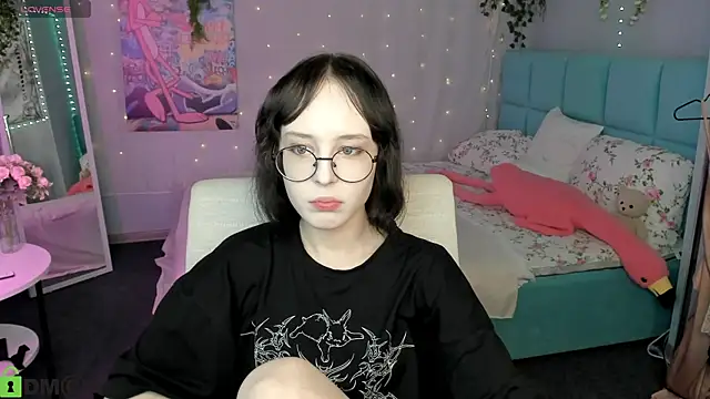 Lilac-Muse online show from July 23, 11:18 am