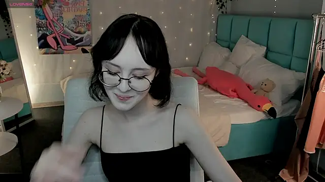 Lilac-Muse online show from July 11, 11:21 am