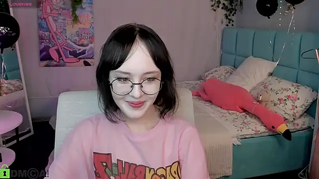 Lilac-Muse online show from July 22, 11:22 am