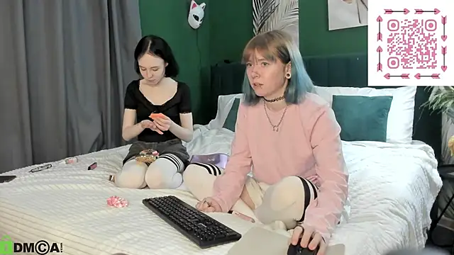 Lilac-Muse online show from May 21, 3:26 am