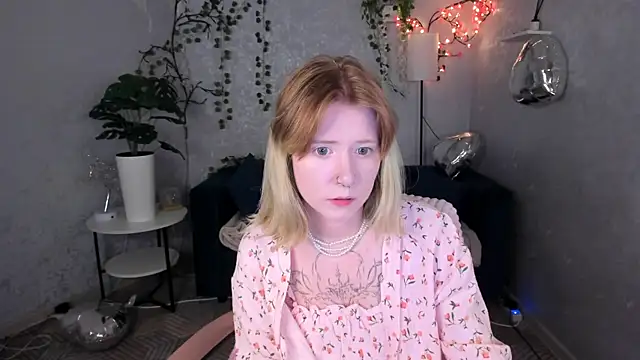 Elira Vane online show from July 15, 3:00 am