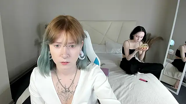 Elira Vane online show from June 4, 3:01 am