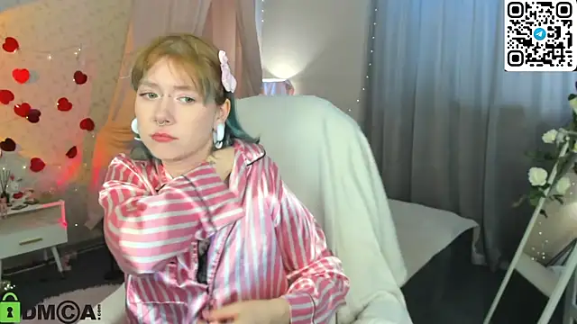 Elira Vane online show from June 3, 3:18 am