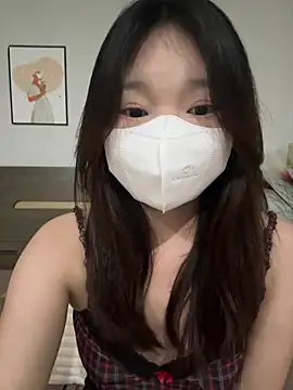 Ni Tran online show from May 23, 3:54 pm