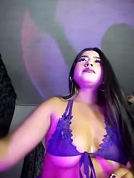 IsaaSquiirt online show from April 27, 11:13 pm