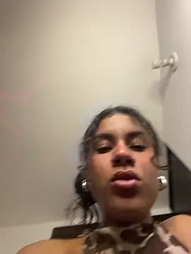 MiauwX X online show from April 29, 2:37 am