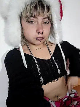 Cute Chrixxx online show from July 16, 2:43 pm