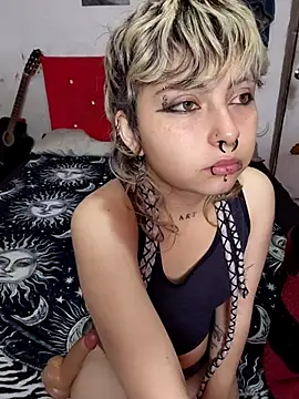 Cute Chrixxx online show from July 9, 12:18 pm