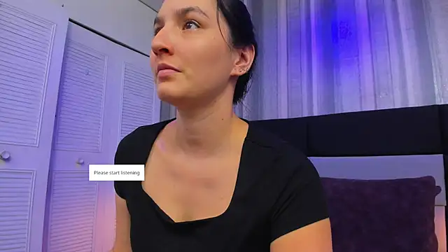 Pia johnson   online show from May 25, 11:53 am