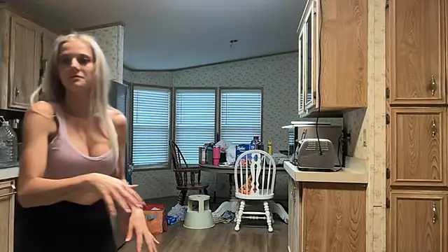 alexispaige06 online show from July 23, 3:04 am
