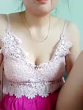 Kee2000 online show from May 16, 1:52 am