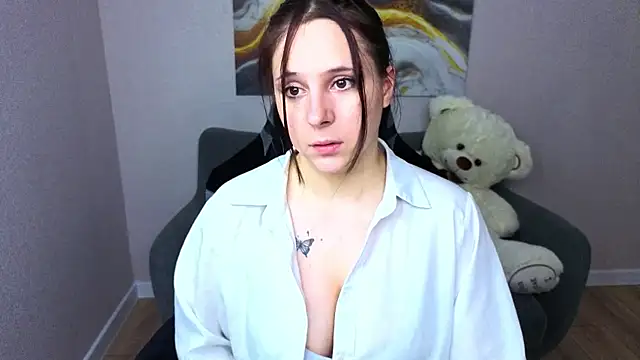 Julia Shyy online show from May 28, 1:58 am
