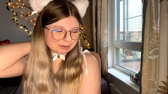 YukiBlush online show from June 8, 3:57 pm