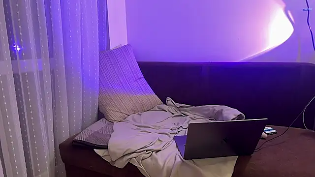 evaroxx online show from May 24, 10:20 pm