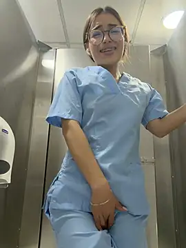 Sweet Milaa1 online show from July 9, 8:44 pm