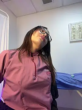 Sweet Milaa1 online show from May 1, 9:18 pm