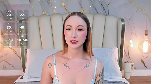 Hannah Lane online show from May 29, 12:25 pm